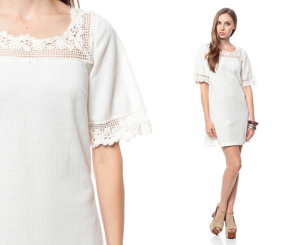 White Crochet Dress 70s Mini Boho Tunic LACE Hippie 60s BOHEMIAN Wedding 1970s Cutwork Open Weave Vintage Mod Shift Extra Small Medium xs