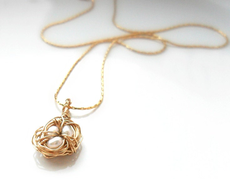 Tiny Bird's Nest  Simple Gold Necklace, 14K gold chain, wire wrapped nest with 3 fresh water pearls  everyday simple jewelry Whimsical