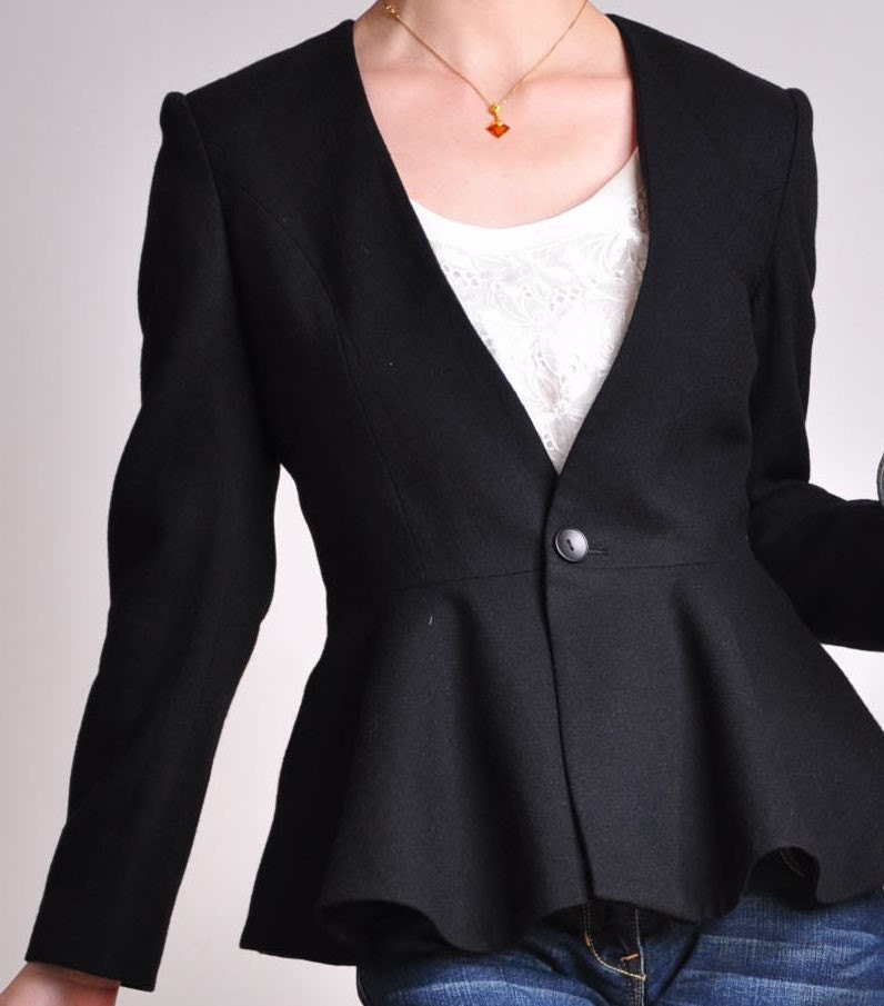 Black Virgin Wool Long Sleeves Peplum Flared Hem Lady Suit Blazer