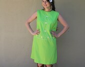 LIME SHERBET - 1960s Vintage Shift Dress Lime Green Lady Madeira Embroidered Medium