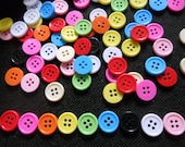 100 pcs -  BUTTON 4 hole - size 14 mm mix color