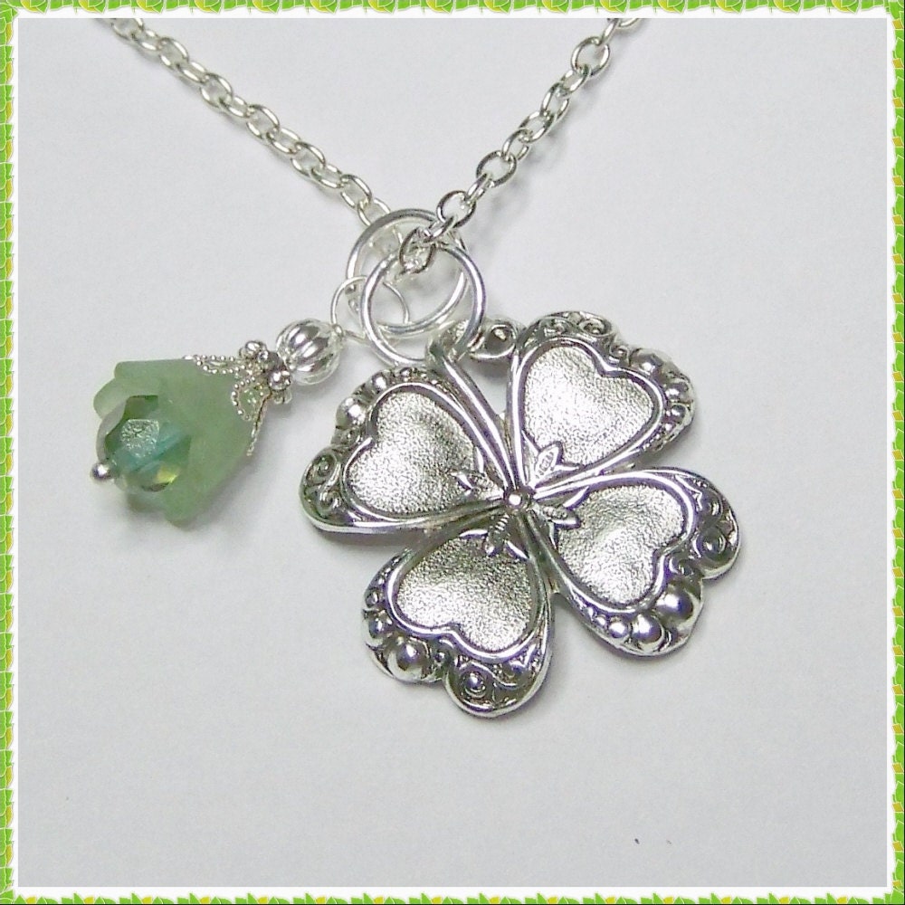 Silver CLOVER Necklace, Lucky Charm, Irish jewelry, four leaf clover, LUCKY SHAMROCK pendant - SouthernBelleOOAK