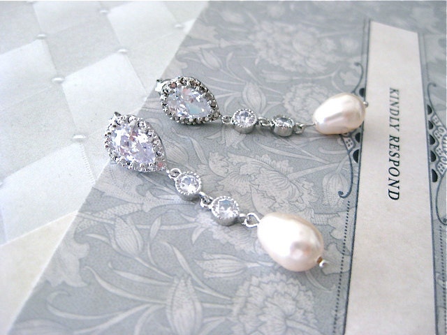 Vintage Cubic Zirconia Teardrop Blush Pearl Earrings Bride Bridal Jewelry Wedding