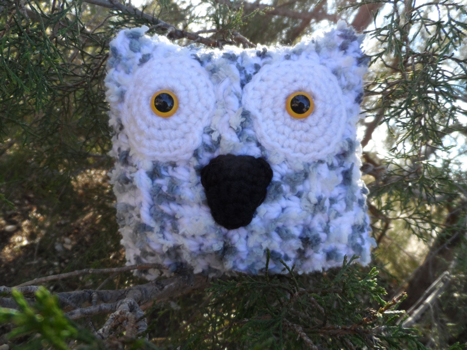 Crochet stuffed baby snowy owl pillow