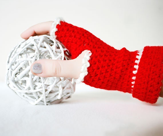 immediate download - Crochet Pattern - Christmas Fingerless Mitten - PDF