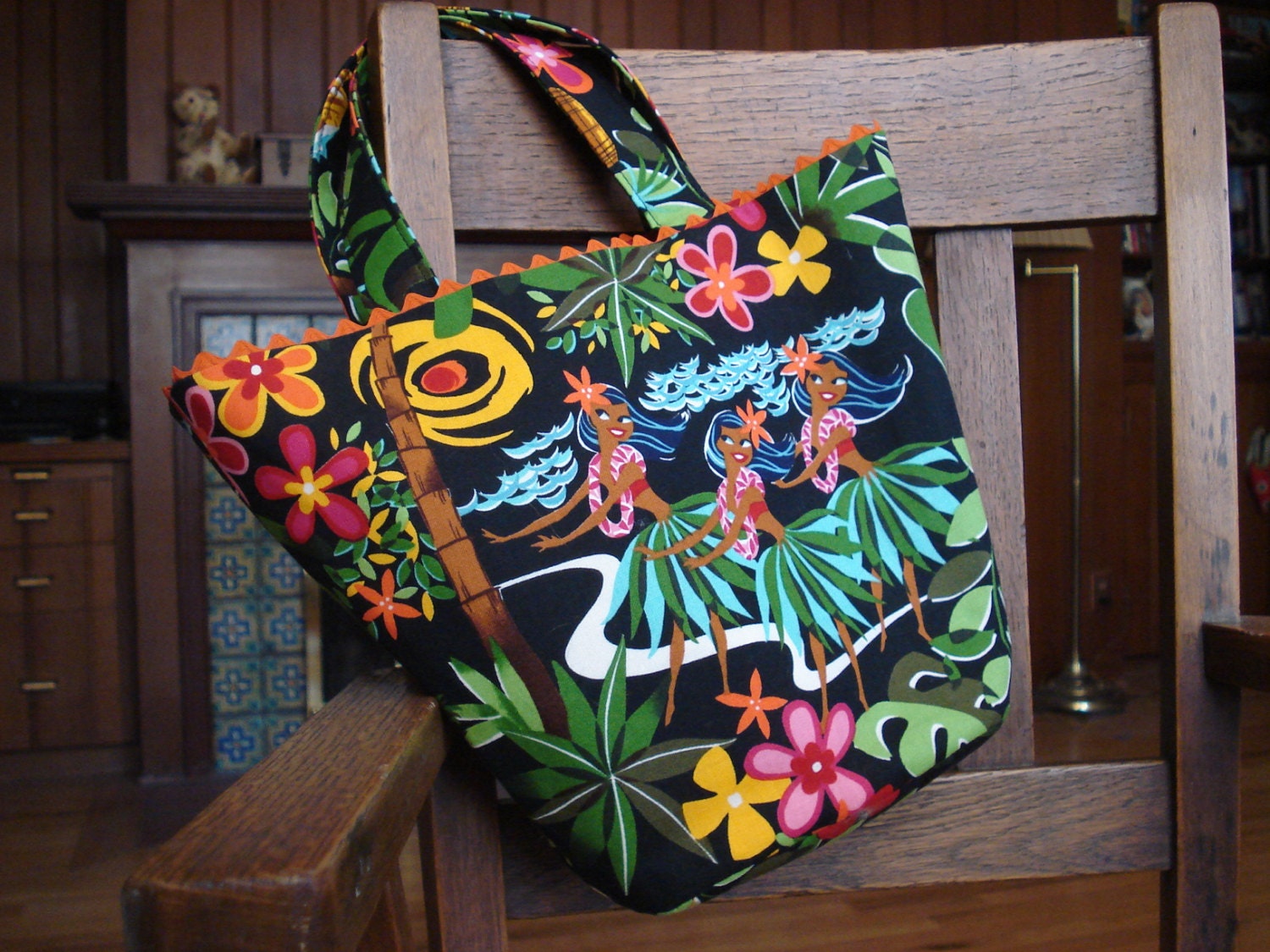 Cotton summer bucket bag in hawaiian girl hula fabric
