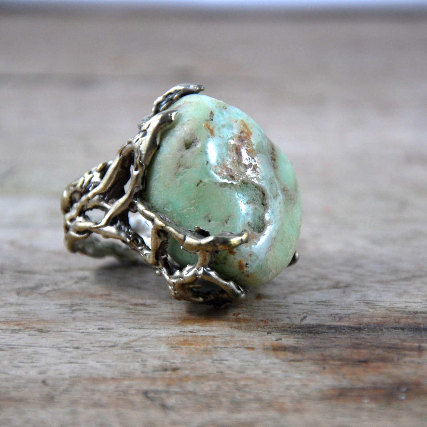 SAMPLE SALE - Reef ring in brass and Chyroprase - One of a kind