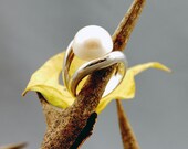Heidi - pearl ring, mabe pearl, white, large pearl, sterling silver, right hand ring, fashion, June birthday gift, pearl jewelry