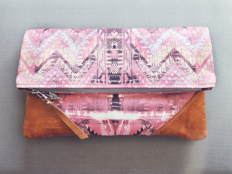LIBRO GRANDE Clutch - Pastel Navajo