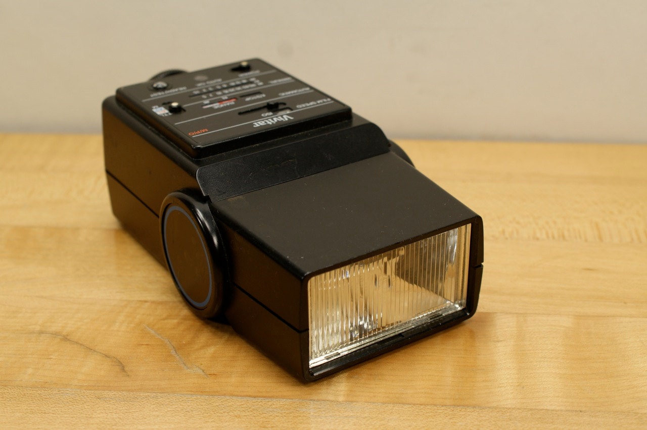 Camera Flash Unit Vivitar Adjustable Attachable for Film Photography Camera
