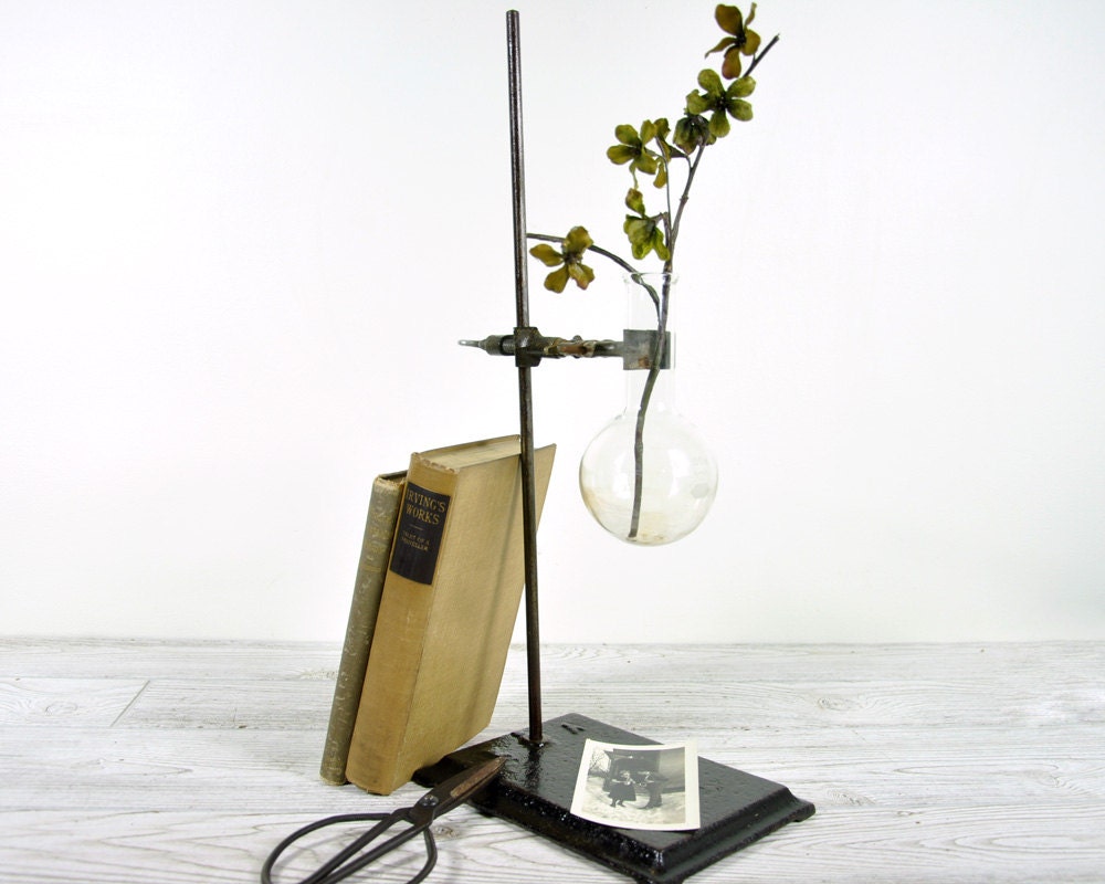 Vintage Industrial Laboratory Stand / Lab Metal Stand / Industrial Decor