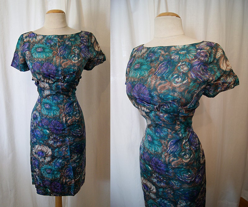 Chic 1950's purple and turquoise floral print silk wiggle dress shelf bust vlv chic rockabilly - size Medium