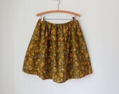 60's Floral Skirt ... Vintage Full Short Flower Print Skirt ... Large