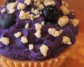 BLUEBERRY CRUMB CAKE Jumbo Cupcake Candle