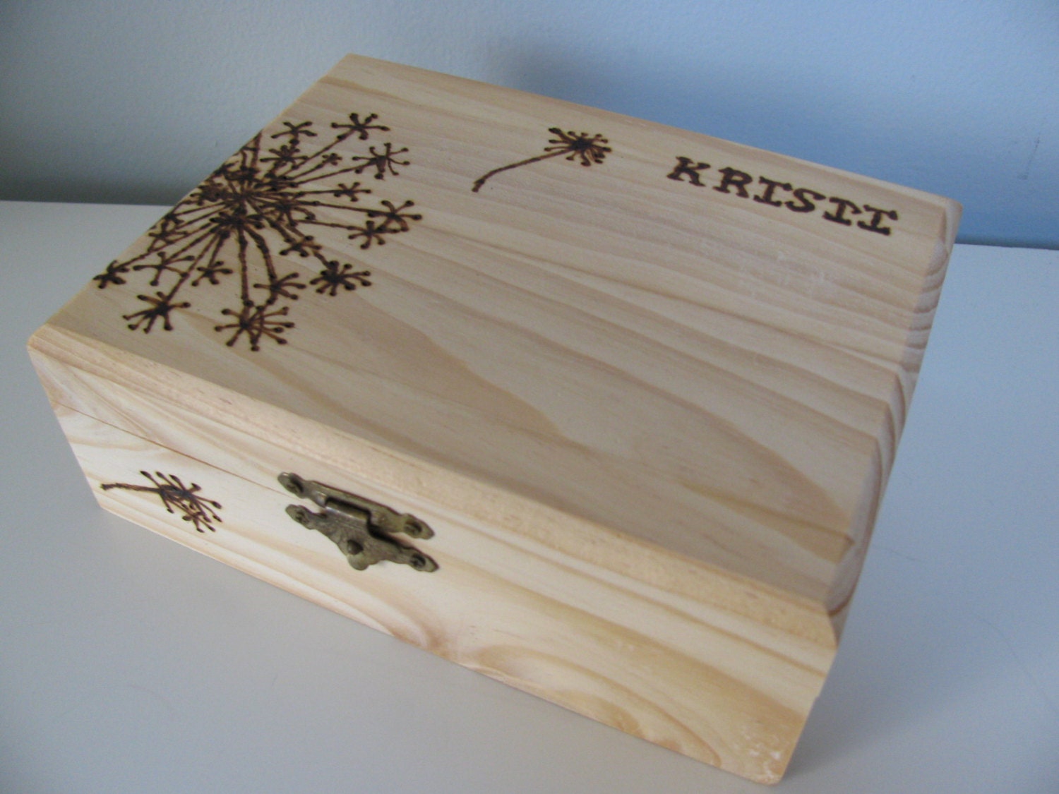 Personalized Bridesmaid's Gift Jewelry Keepsake Gift Box Rustic Ring Bearer Bridal Shower Gift Mother's Day Wood Burned Lid Box