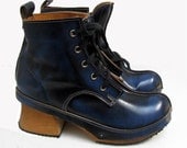 Vintage John Fluevog Shoes Womens Blue Leather Derby Clog Boots From England size 6