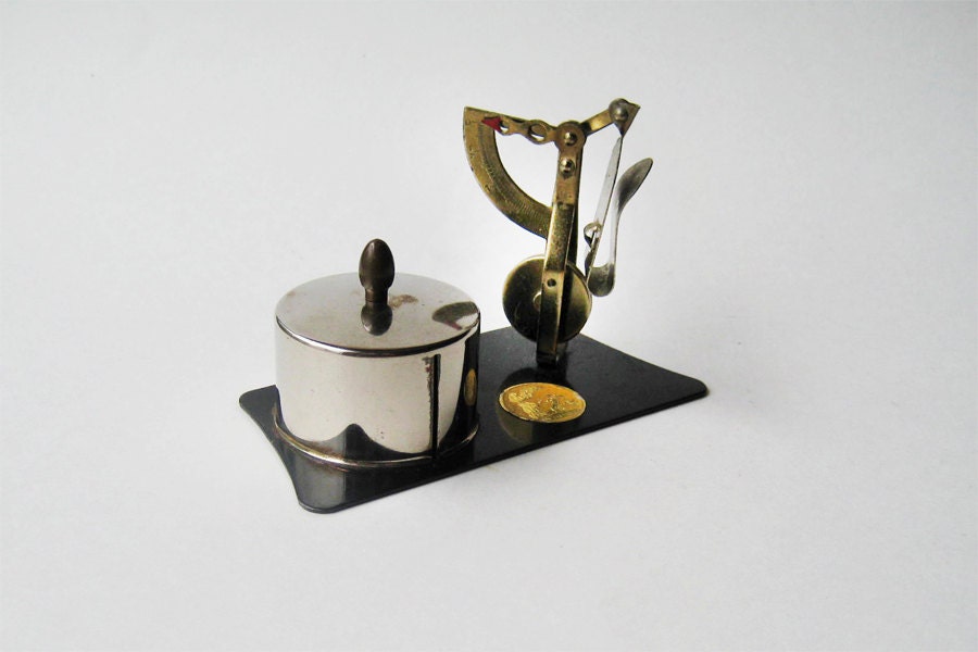 Vintage Postal Scale
