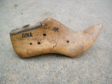 High Heel Shoe Form / Wooden Shoe Form