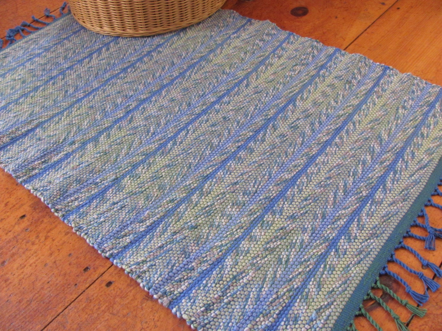 Shaker Style Cotton Rug, Handwoven Yarn & Rag, Sea Blue, Green, Gray, Country Cabin, Seaside Cottage, Farmhouse Home Decor 23.5"W x 36"L