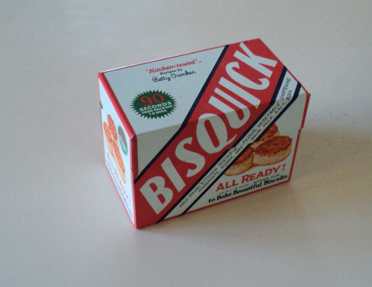 Vintage Bisquick Metal Recipe Box for the Vintage Kitchen
