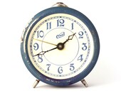 Vintage Russian mechanical alarm clock Moskva Moscow from Soviet Union RARE