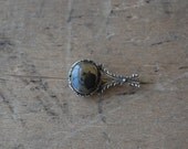 antique Victorian agate pin / moss agate / THISTLE