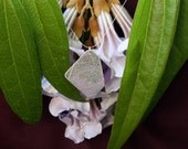 rubber leaf pendant (square)