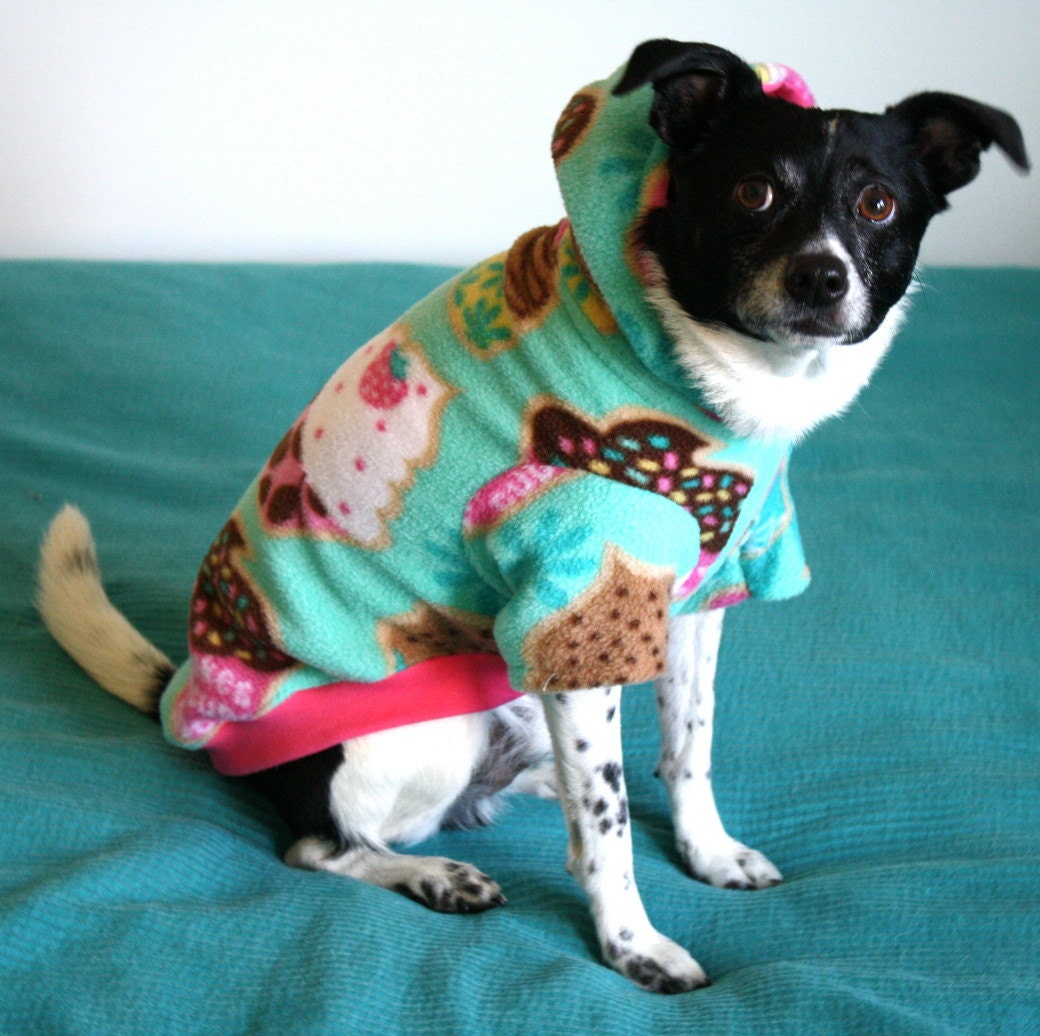 Pupcake Cupcake Dog Hoodie in Large