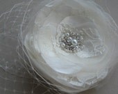 Bridal lace hair accessories, Wedding hairpiece, Ivory flower accessory, fascinator hairpiece, Flower Hair clip, Lace wedding hairpiece