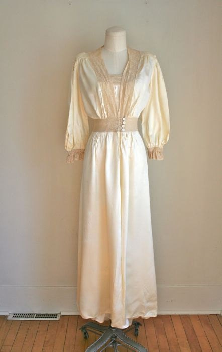vintage 40s silk lingerie set - HONEY MOON ivory peignoir set / S (as is)