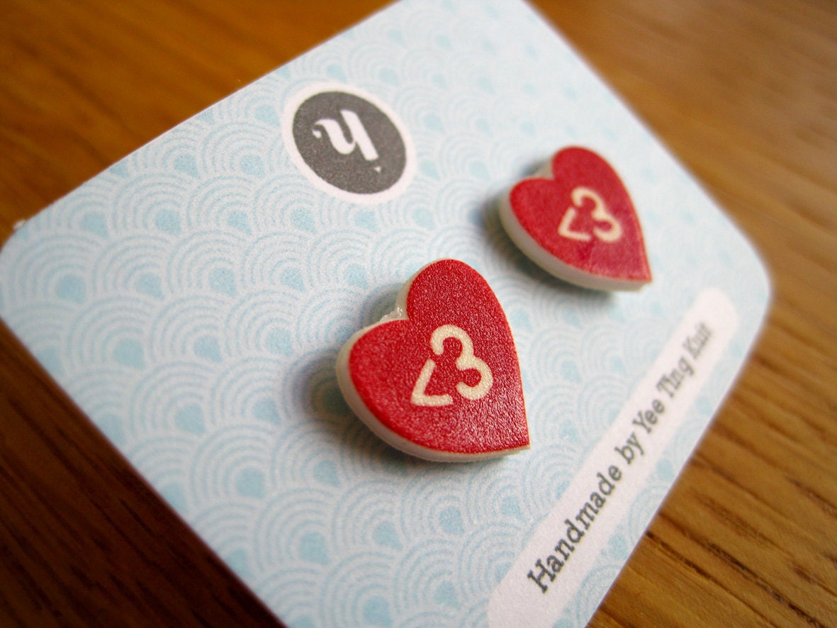 Meta Heart Shrink Plastic Stud Earrings