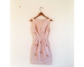 1940s-1950s BLUSH ROSE wiggle floral eyelet dress