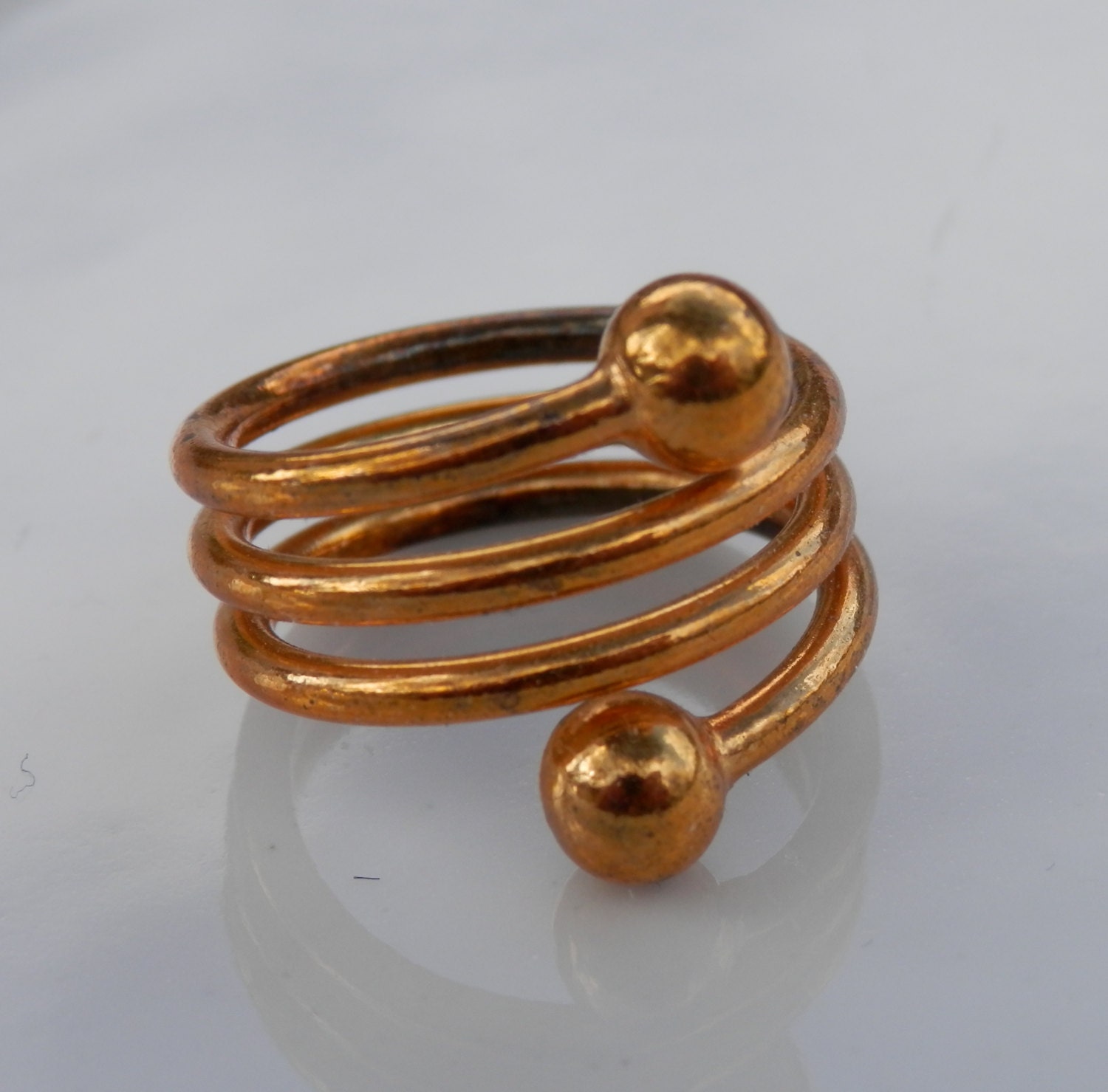 Vintage Abstract Modernist Industrial Coil Goldtone Ring Size 6 to 7