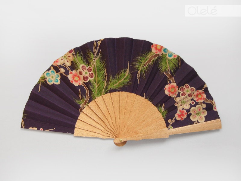 Sakura on purple-blue - Spanish fan