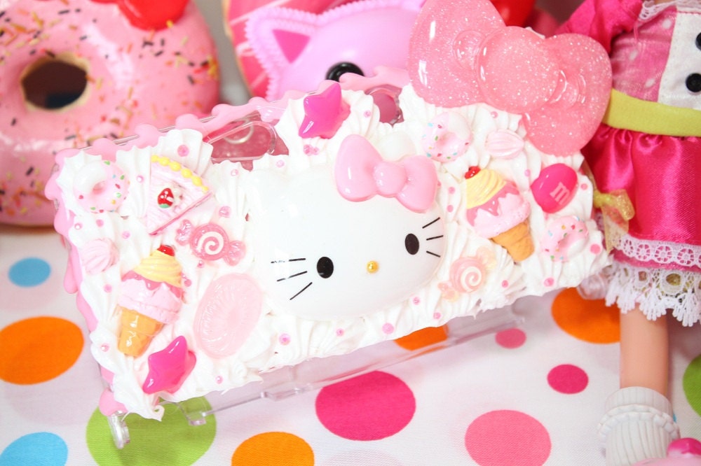 Sweet Hello Kitty Cream Deco Case For Nintendo 3DS