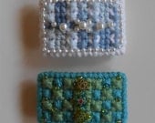 Barrette - White Blue Pearls, Turquoise Green Beads Needlepoint Clips - Beaded Accessory - Needlepoint Hair Accessories