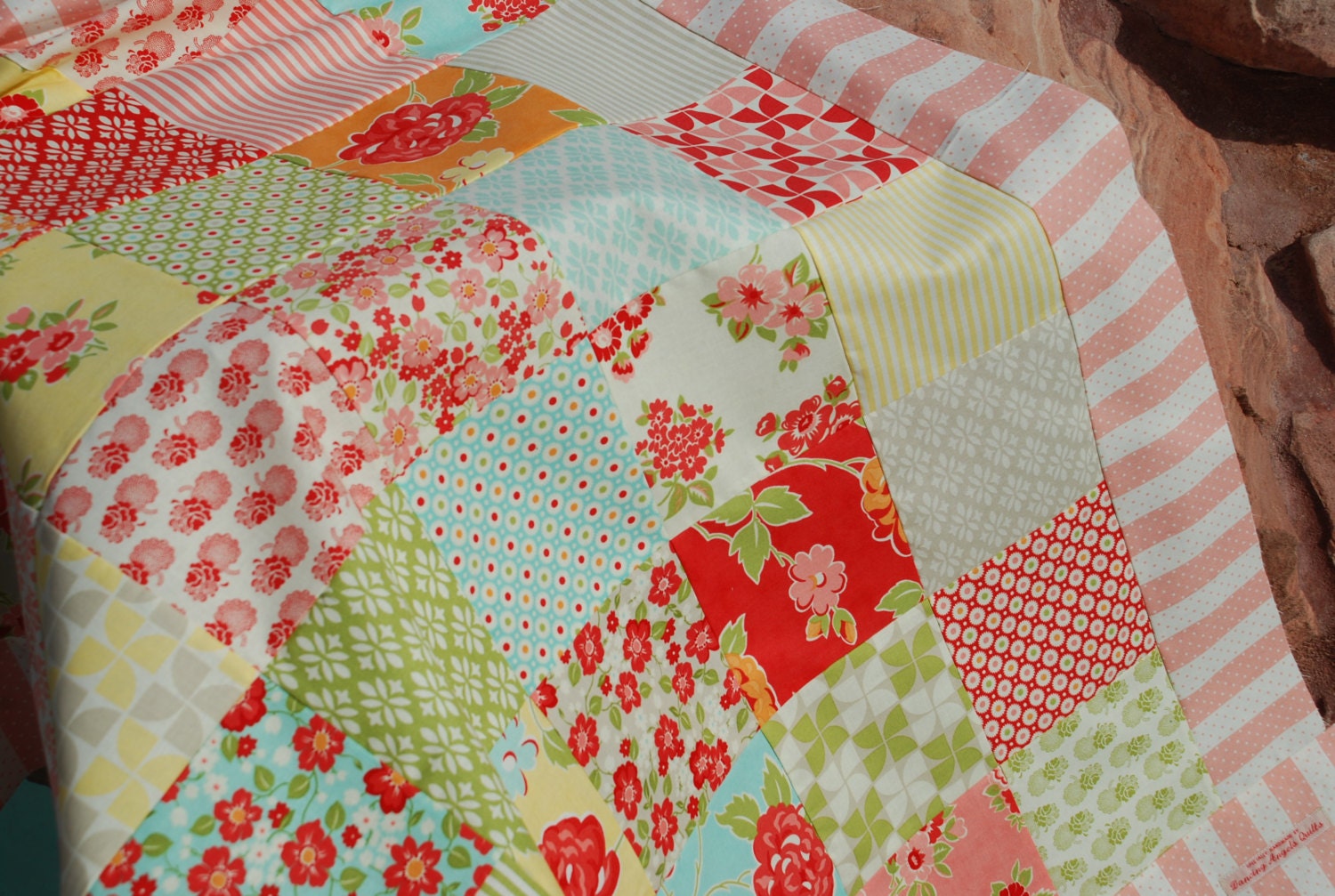 Moda. COUTURE Crib Quilt. Marmalade by Bonnie and Camille. QUILTED 30x43 Minky back.
