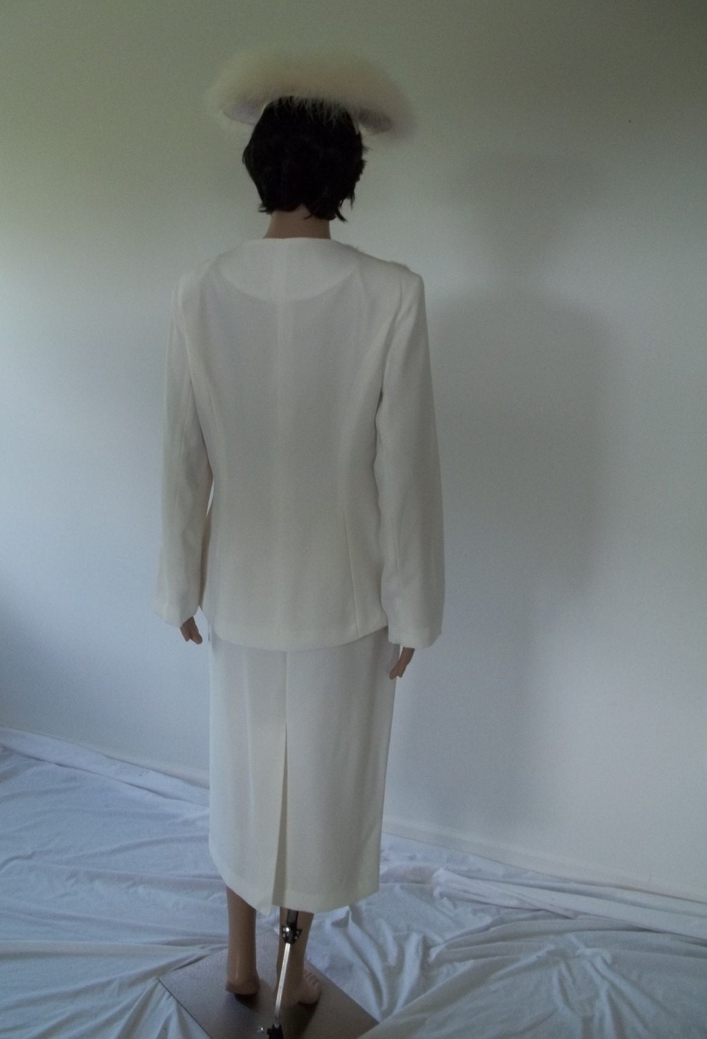 wedding gown dress mad men skirt jacket faux fur white FALL / WINTER wedding at lilacinspirations