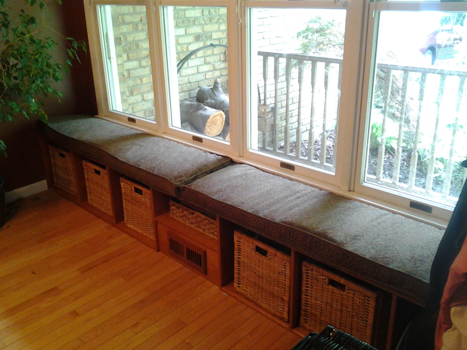 Custom Bench Cushions and Covers with Piping