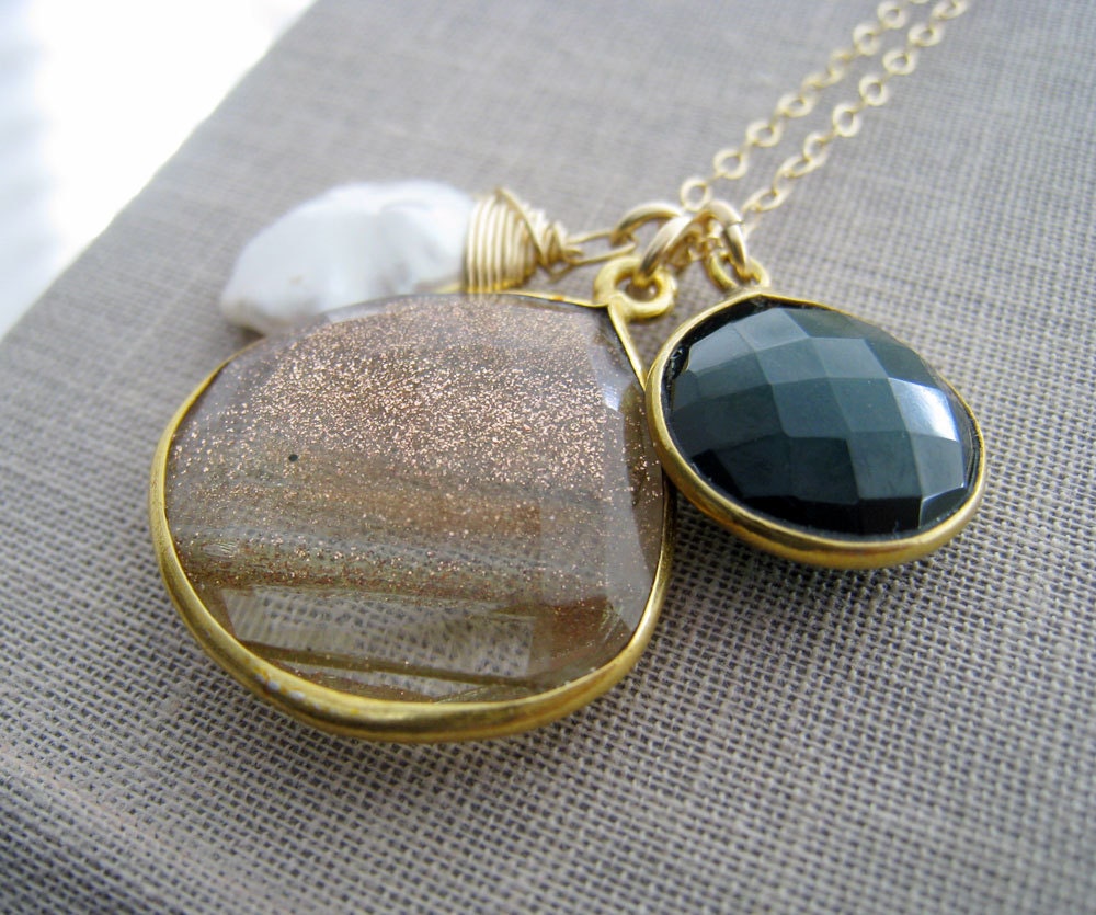 Gold rutilated quartz bezel pendant necklace, Keishi pearl and emerald quartz bezel, earthy hue, raw, organic