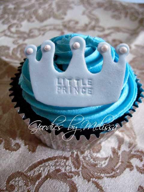 12 fondant little prince crowns (EDIBLE) Il_170x135