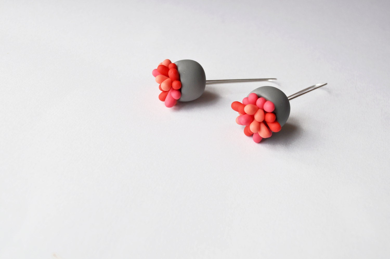 minimal abstracted organic cute earrings ''Grey pods with red succulents''
