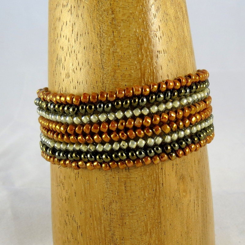 Beaded Bracelet with Magnetic Clasp