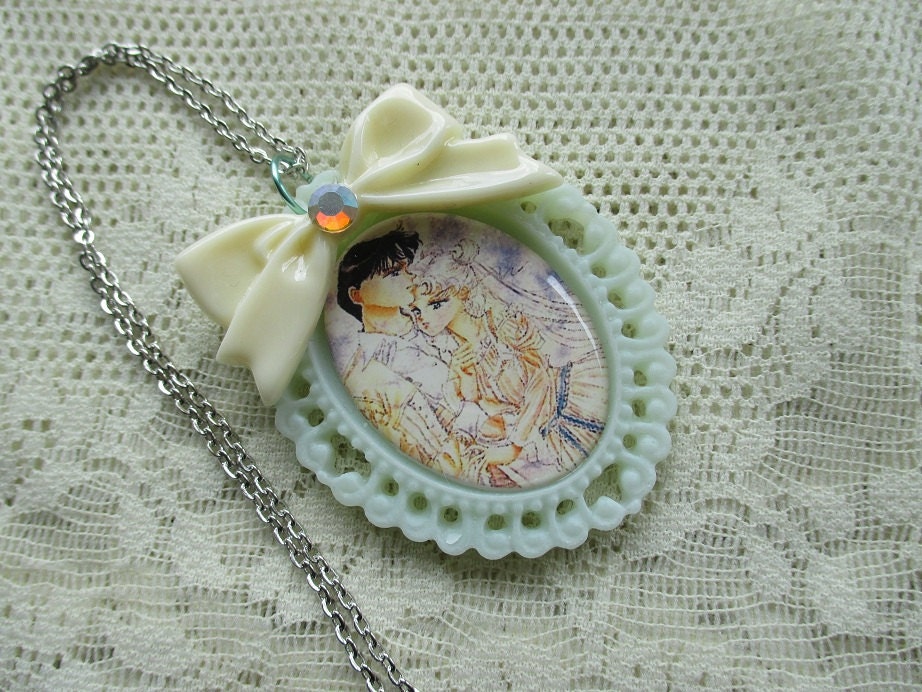 Sailor Moon - Princess Serenity & Prince Endymion - Eternal Love Necklace