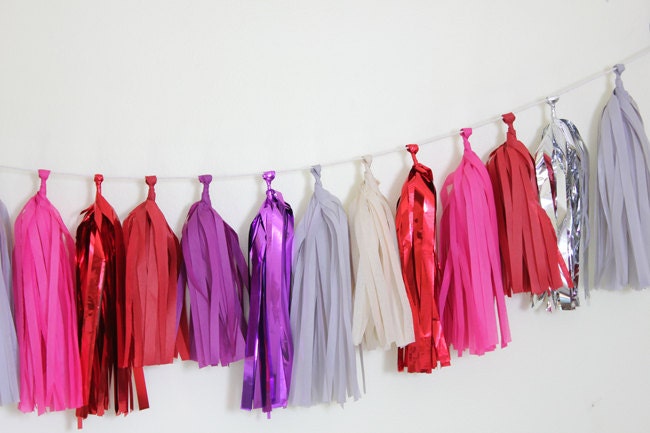 Tissue Tassel Garland -18 Tassels - Hearts and Love Il_570xn
