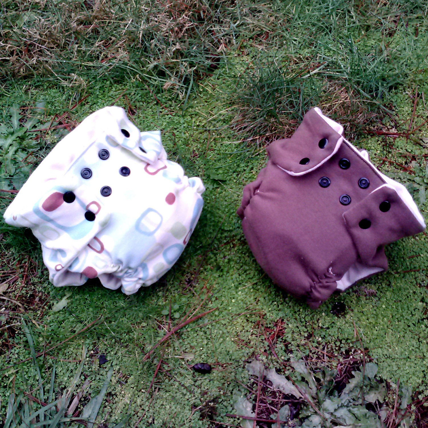 medium set of 2 organic cotton fitted diapers brown and airborne print