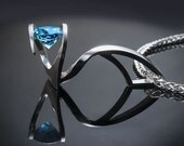 Swiss blue topaz pendant - Argentium silver - December birthstone - contemporary jewelry - tension set - 3479