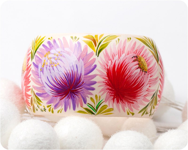 Dolce Primavera bracelet. Hand Painted Jewelry. Flowers Bangle Bracelet. Floral fashion. Bright pastel colors. Wide