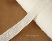 3 yds Superior Quality  ivory/off white floral elastic/stretch lace for Headbands/Lingerie/Costume/Altered Couture---1''