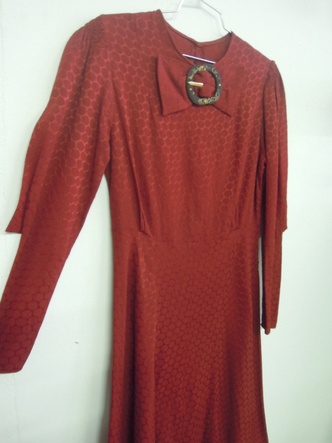 Stunning 1920s, 1930s textured crepe dress with long sleeves and buckle detail, Jazz Age, Art Deco